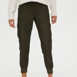 Aritzia Community Cebu Pant 100% Cotton Jogger Cargo Pants Small Olive Grn